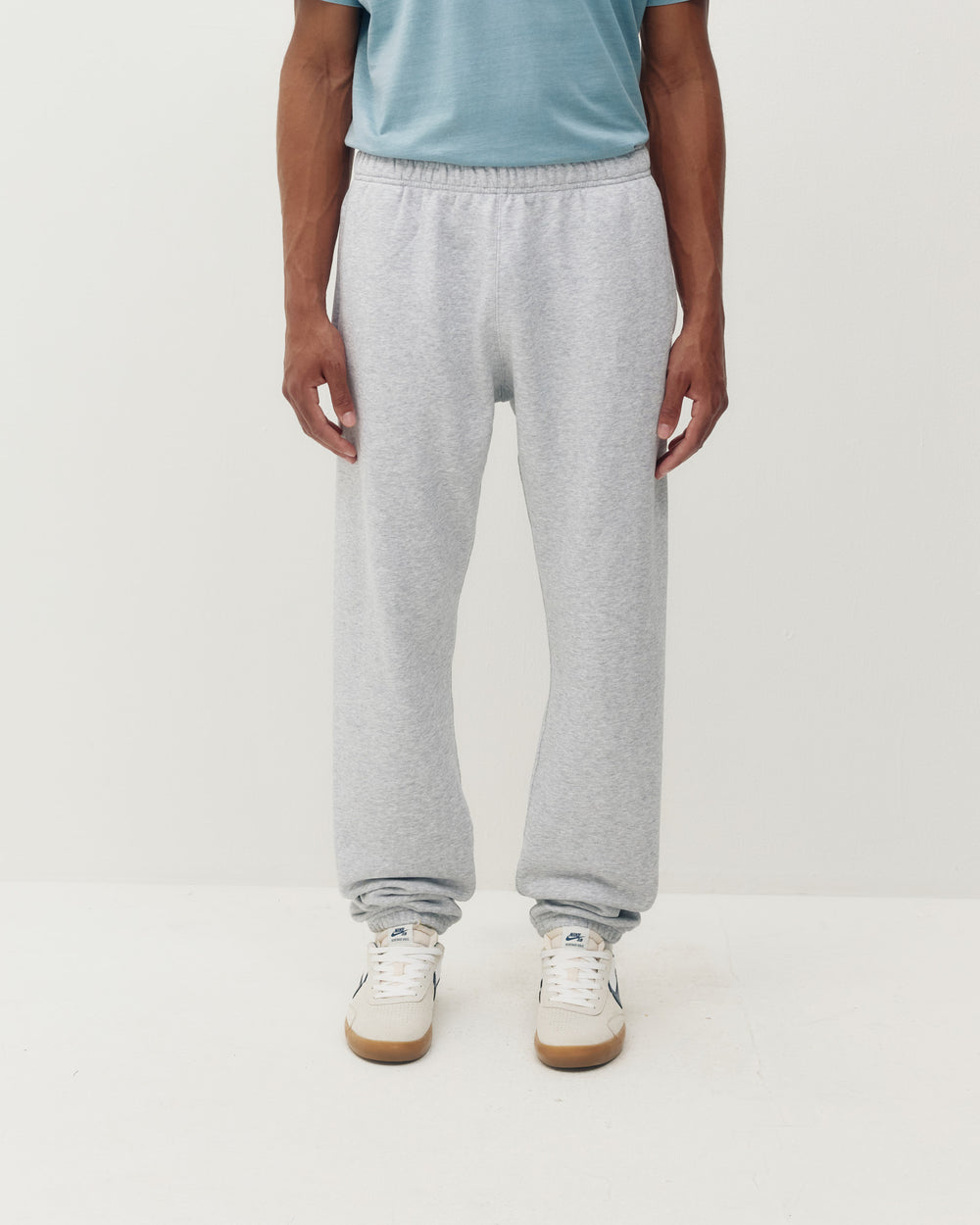 Essential Sweatpant