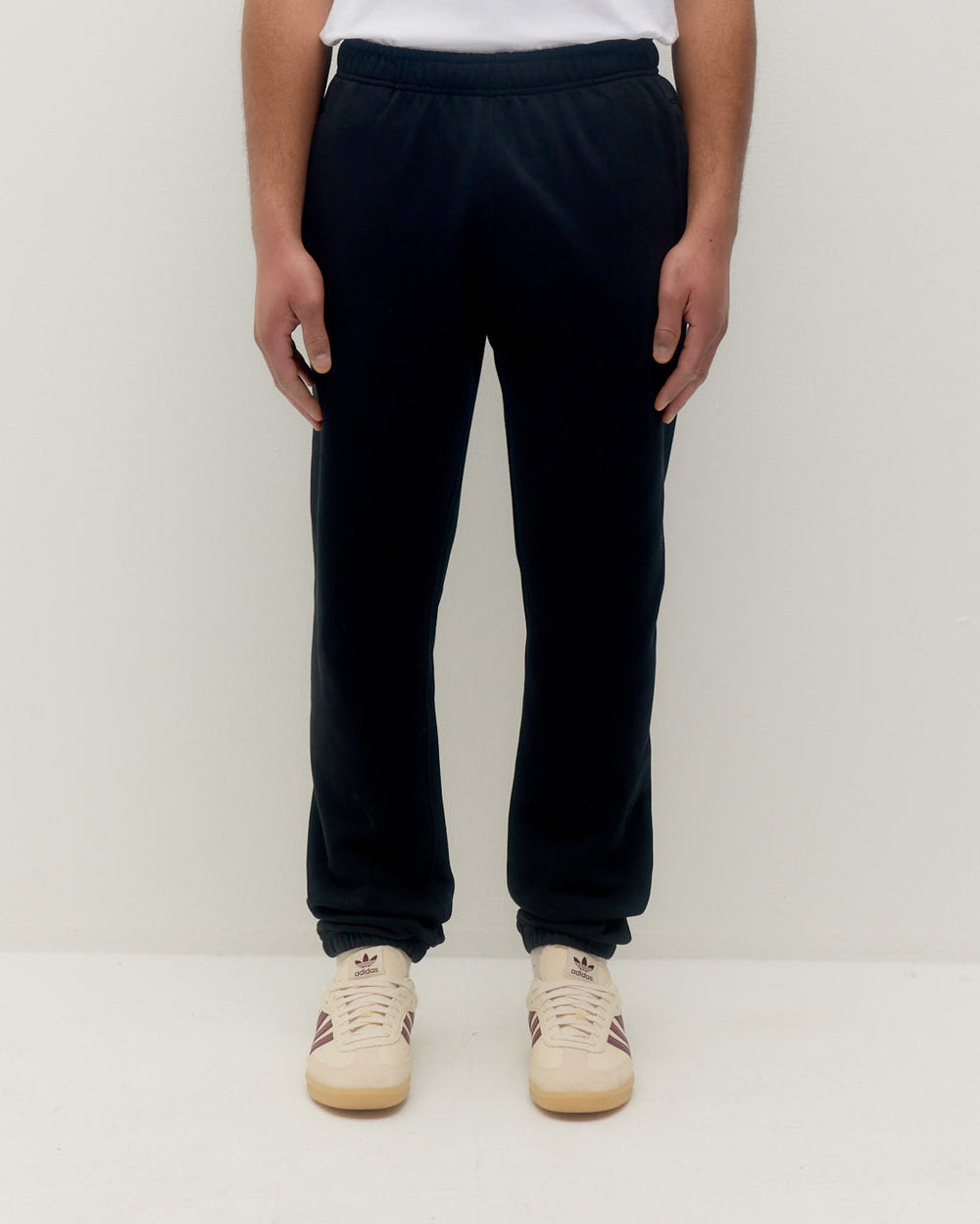 Essential Sweatpant
